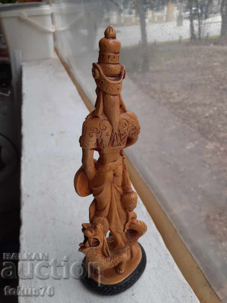 Auction Old statuette of Chinese figure paste resin Auction Old statuette of Chinese figure paste resin