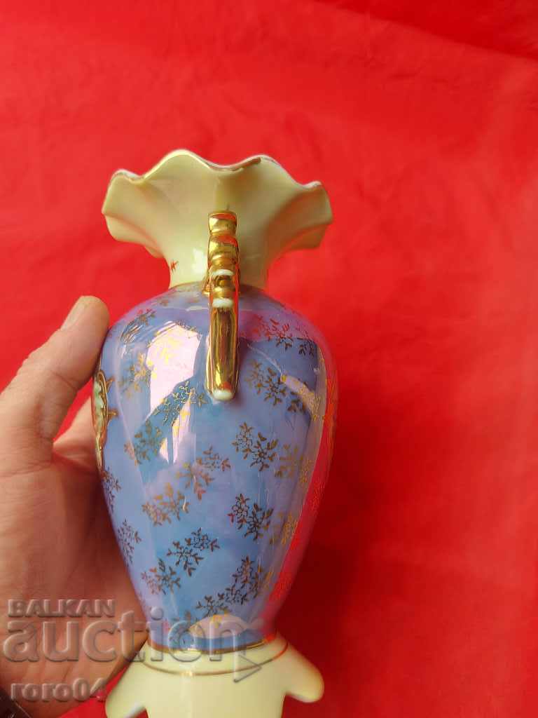 Livrarea VAZA - PORCELAN - FRUMUSETE