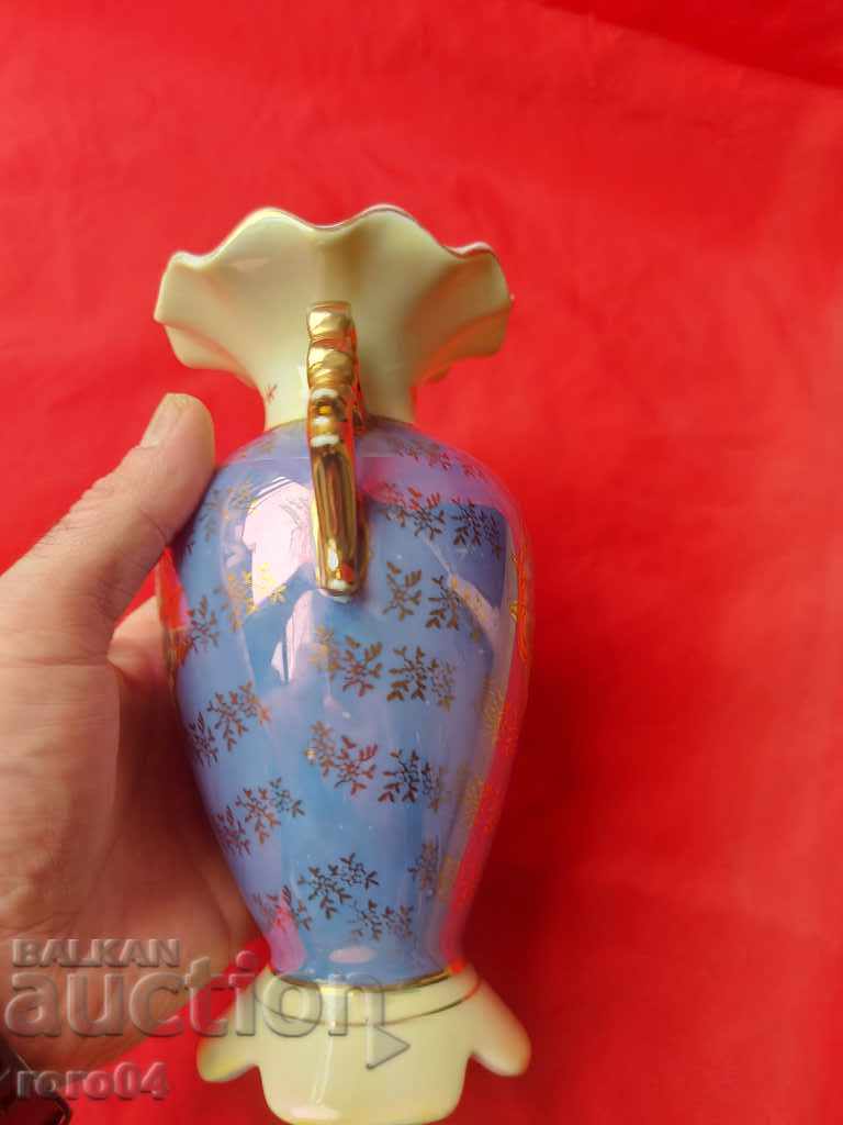 VAZA - PORCELAN - FRUMUSETE - 6