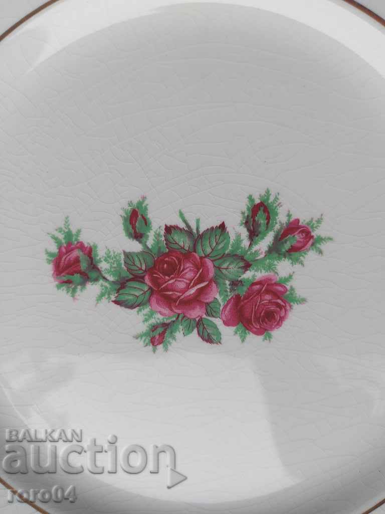 PLATE - PORCELAIN - OLD ENGLAND with price 67.50 BGN | € 34.51