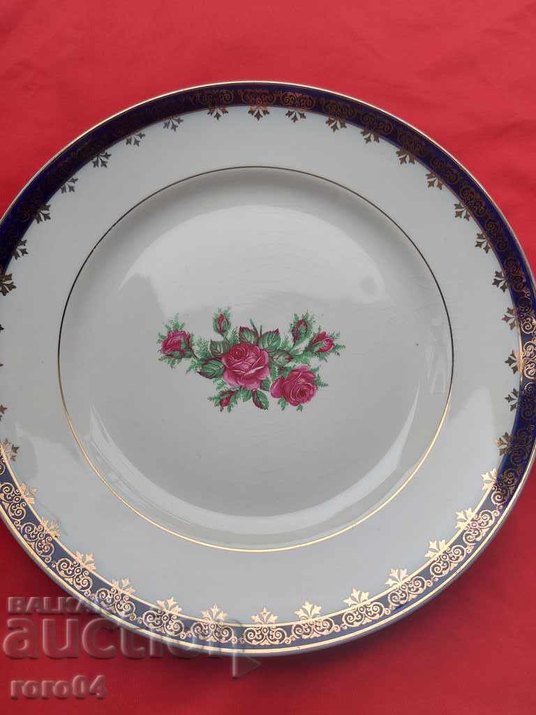 PLATE - PORCELAIN - OLD ENGLAND PLATE - PORCELAIN - OLD ENGLAND