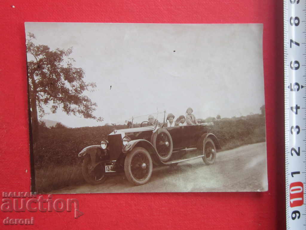 Old photo card car 4 with price 10.00 BGN | € 5.11 Old photo card car 4 with price 10.00 BGN | € 5.11