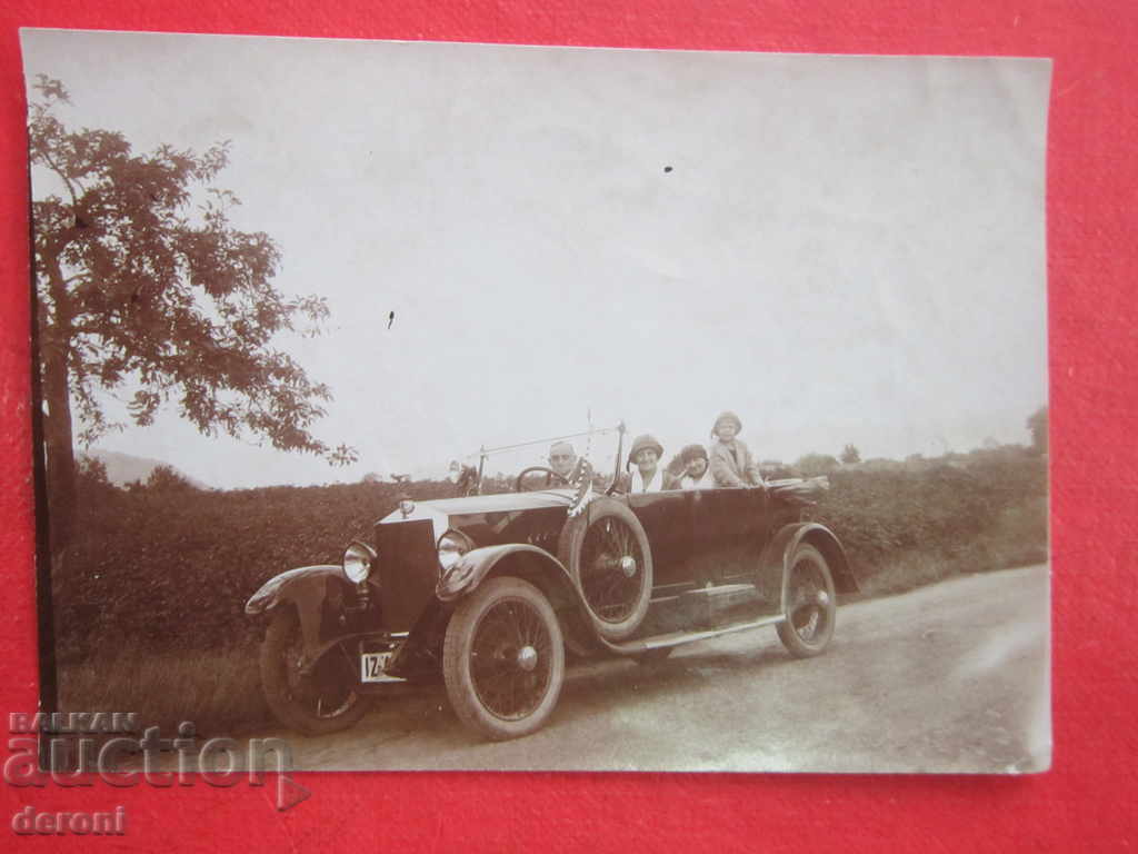 Delivery of Old photo card car 4 Delivery of Old photo card car 4