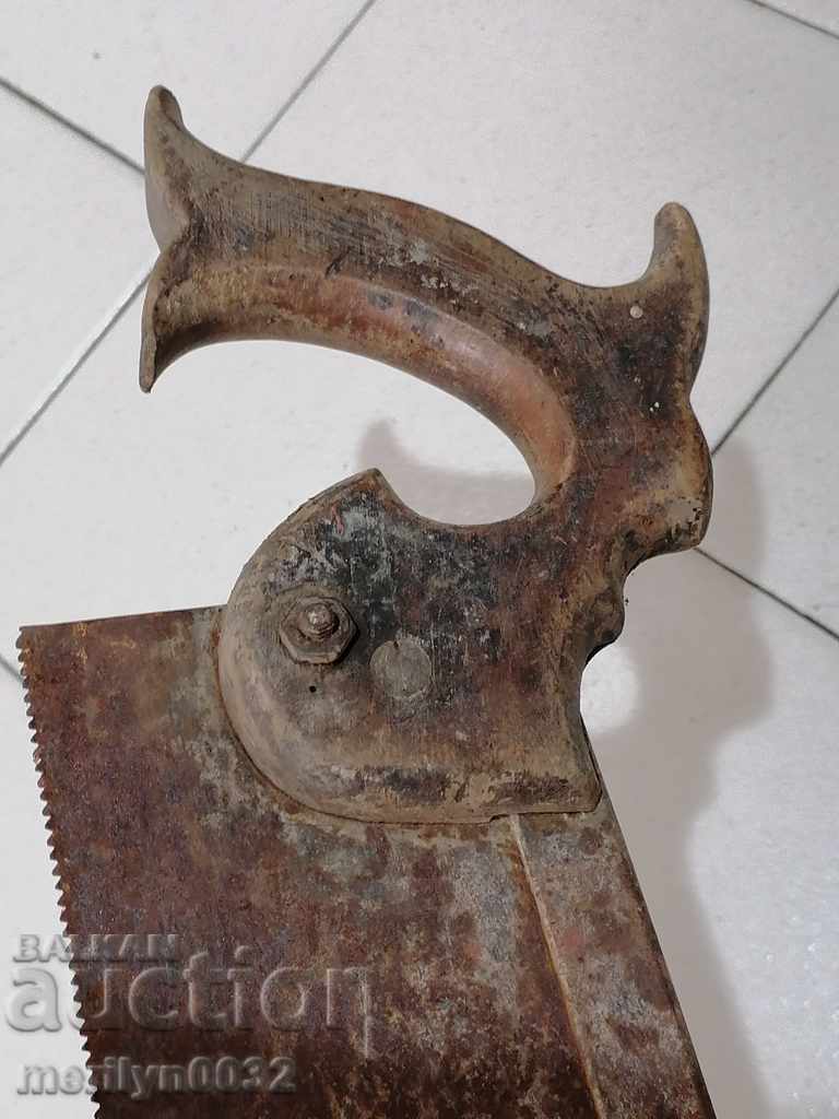Delivery of Old saw saw for wood saw