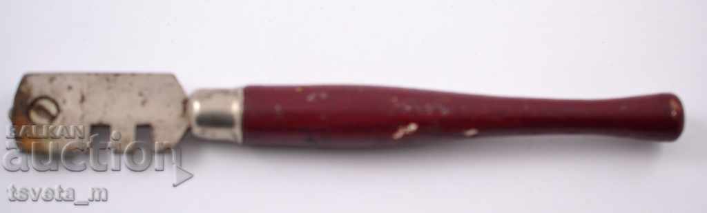 Diamond for glass cutting, Poland with price 4.00 BGN | € 2.05 Diamond for glass cutting, Poland with price 4.00 BGN | € 2.05