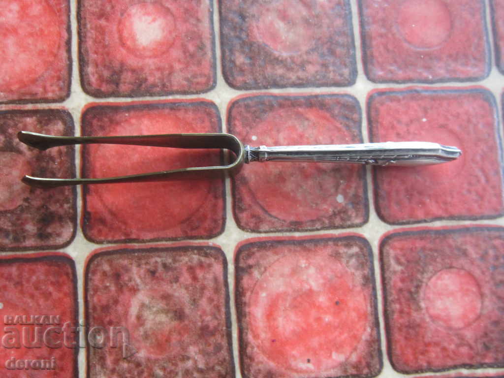 Παράδοση Καταπληκτική ασημένια μπρονζέ μπάρα και ασημένια ασημένια κλιπ Παράδοση Καταπληκτική ασημένια μπρονζέ μπάρα και ασημένια ασημένια κλιπ