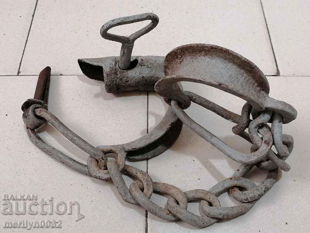 Auction Old hand-forged bukai chains handcuffs shackles handcuffs Auction Old hand-forged bukai chains handcuffs shackles handcuffs