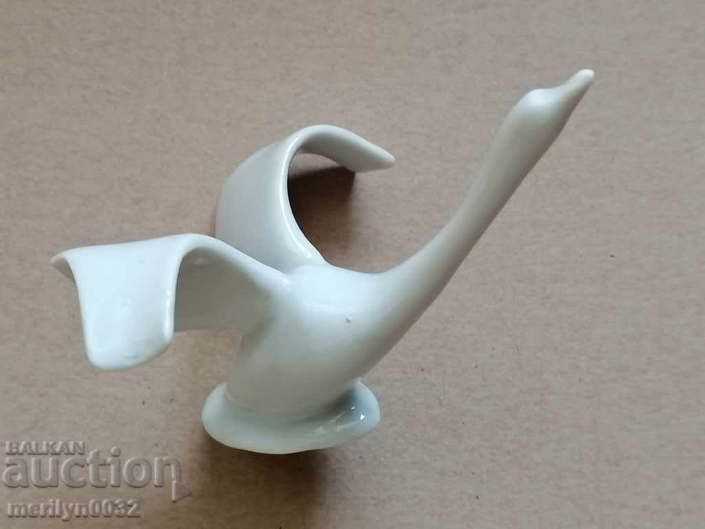 Auction Porcelain bird figure with outstretched wings porcelain, souvenir Auction Porcelain bird figure with outstretched wings porcelain, souvenir