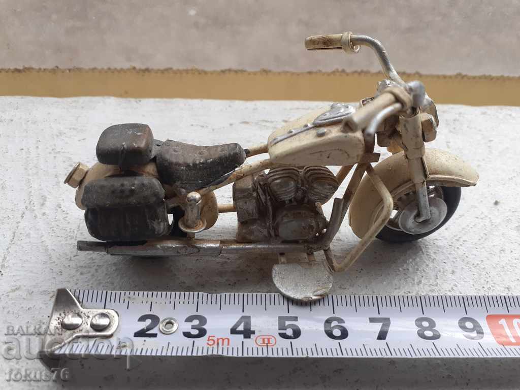 Μοτοσικλέτα παλιό μοντέλο παιχνιδιών κασσίτερου μακέτα λευκό για συλλογή - 5 Μοτοσικλέτα παλιό μοντέλο παιχνιδιών κασσίτερου μακέτα λευκό για συλλογή - 5