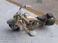 Model de jucărie din tablă veche motocicletă albă pentru colecție