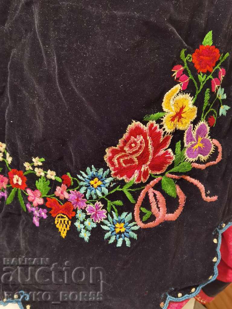 Ancient Beautiful Royal Apron Rich Embroidery with price 119.00 BGN | € 60.84 Ancient Beautiful Royal Apron Rich Embroidery with price 119.00 BGN | € 60.84