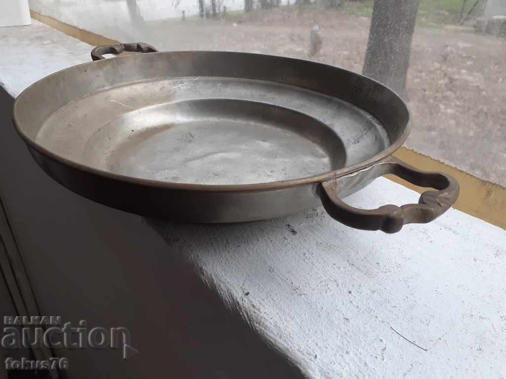 Παλιές μεγάλες σημάνσεις πλατό δίσκου μολύβδου από κασσίτερο με τιμή 59.00 BGN | € 30.17 Παλιές μεγάλες σημάνσεις πλατό δίσκου μολύβδου από κασσίτερο με τιμή 59.00 BGN | € 30.17