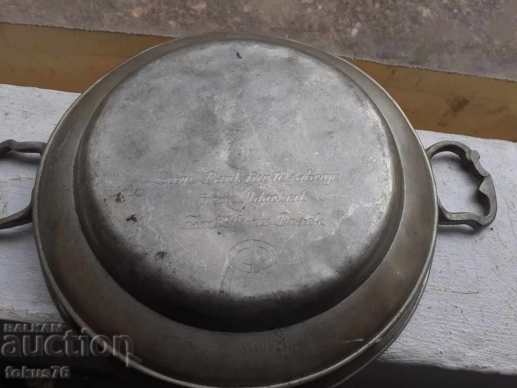 Δημοπρασία Παλιές μεγάλες σημάνσεις πλατό δίσκου μολύβδου από κασσίτερο Δημοπρασία Παλιές μεγάλες σημάνσεις πλατό δίσκου μολύβδου από κασσίτερο