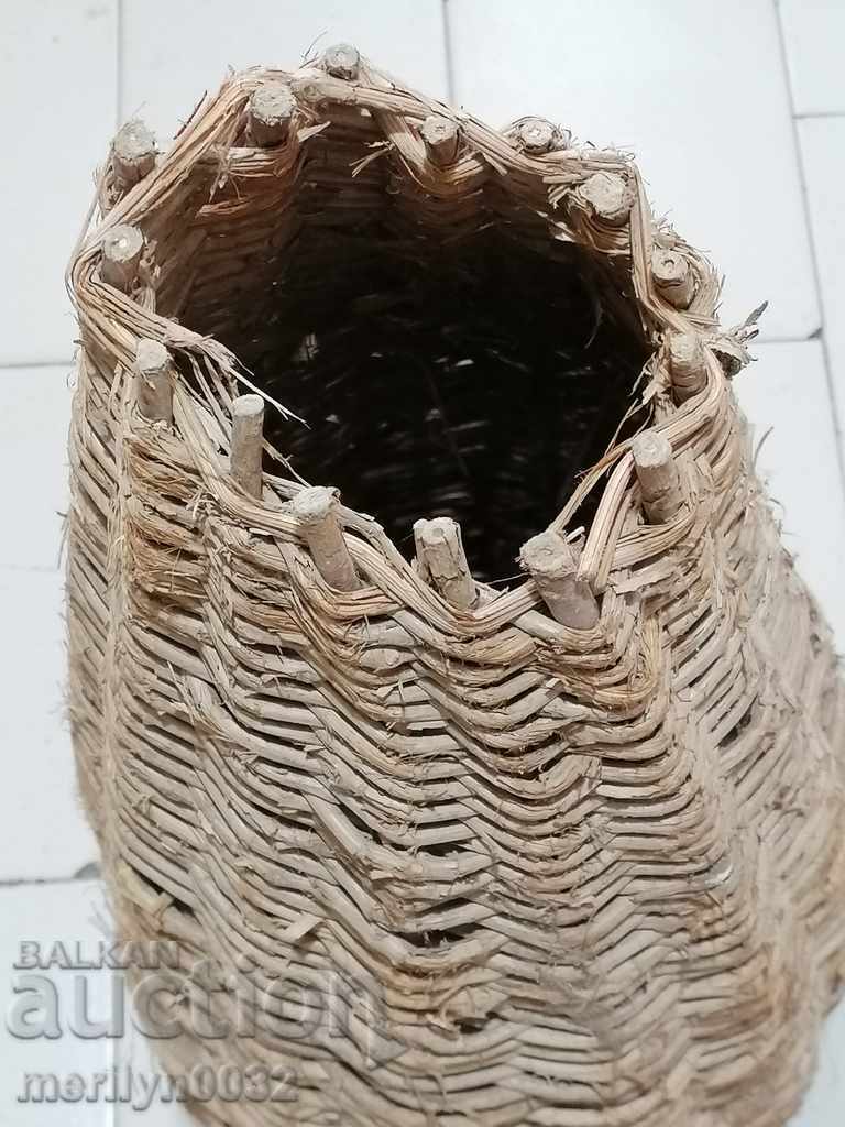 Delivery of Wicker basket for fishing winter basket wicker vessel Delivery of Wicker basket for fishing winter basket wicker vessel