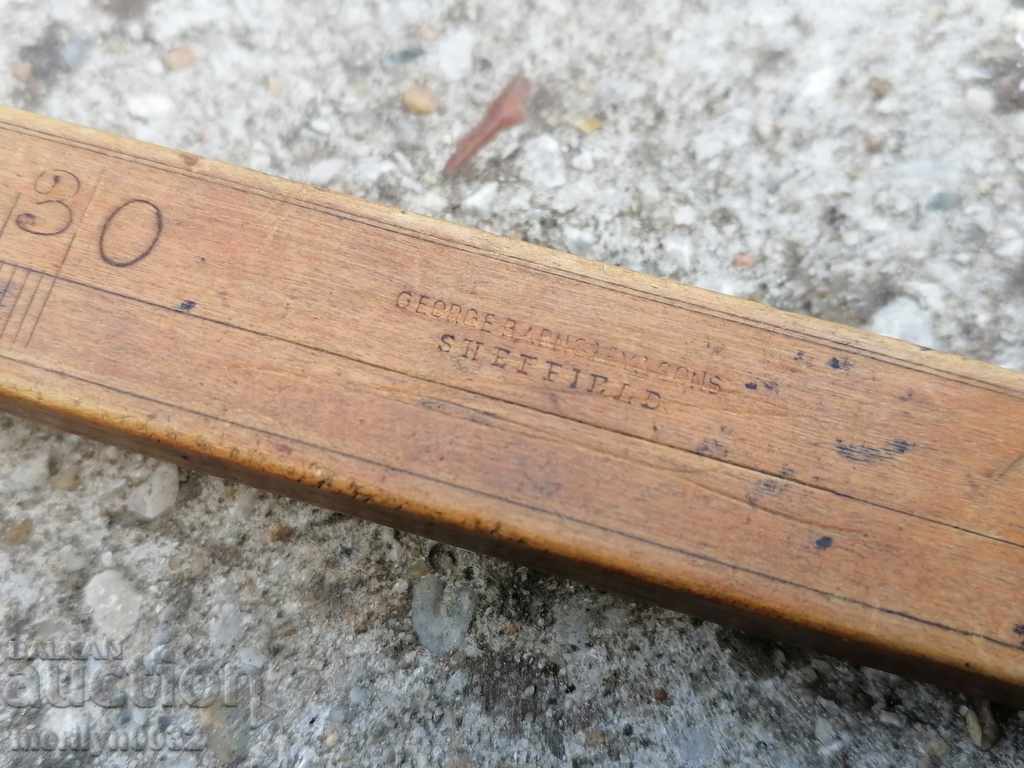 Auction Old device for measuring the dimensions of small objects Auction Old device for measuring the dimensions of small objects