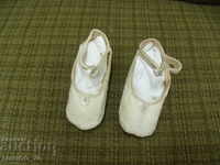 №*2009  стари малки мини обувки    - кожени
