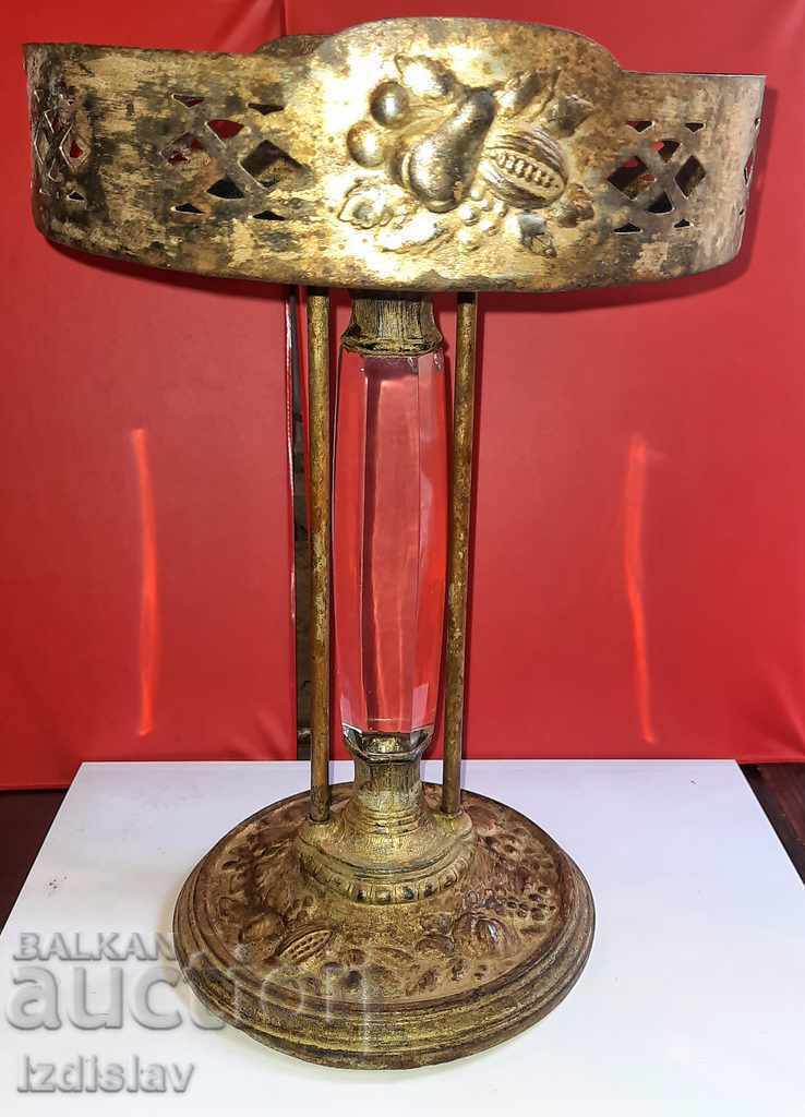 Antique bronze fruit bowl Antique bronze fruit bowl