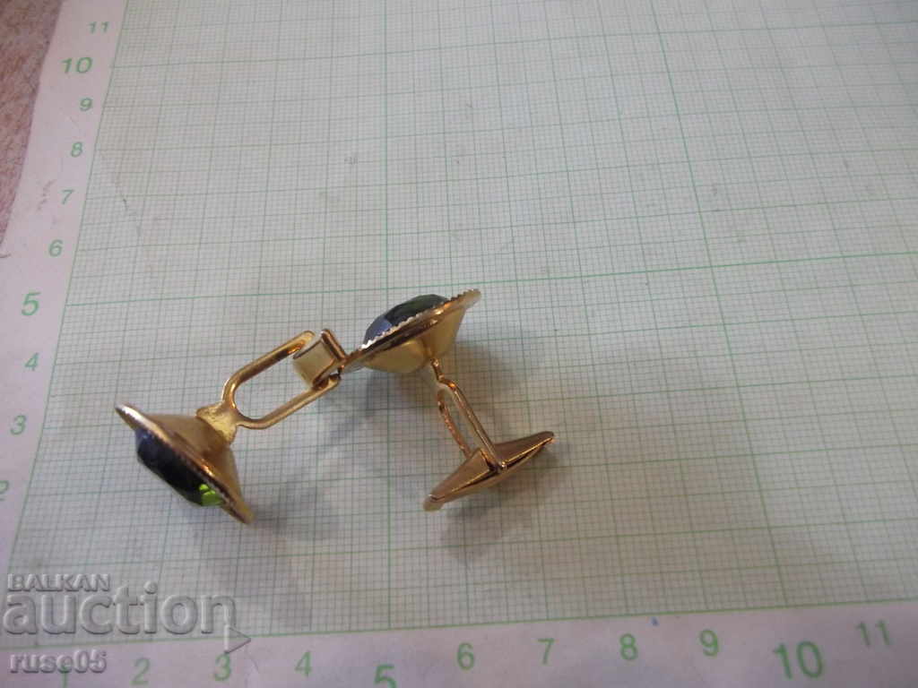 Buttons - 22 - 6 Buttons - 22 - 6