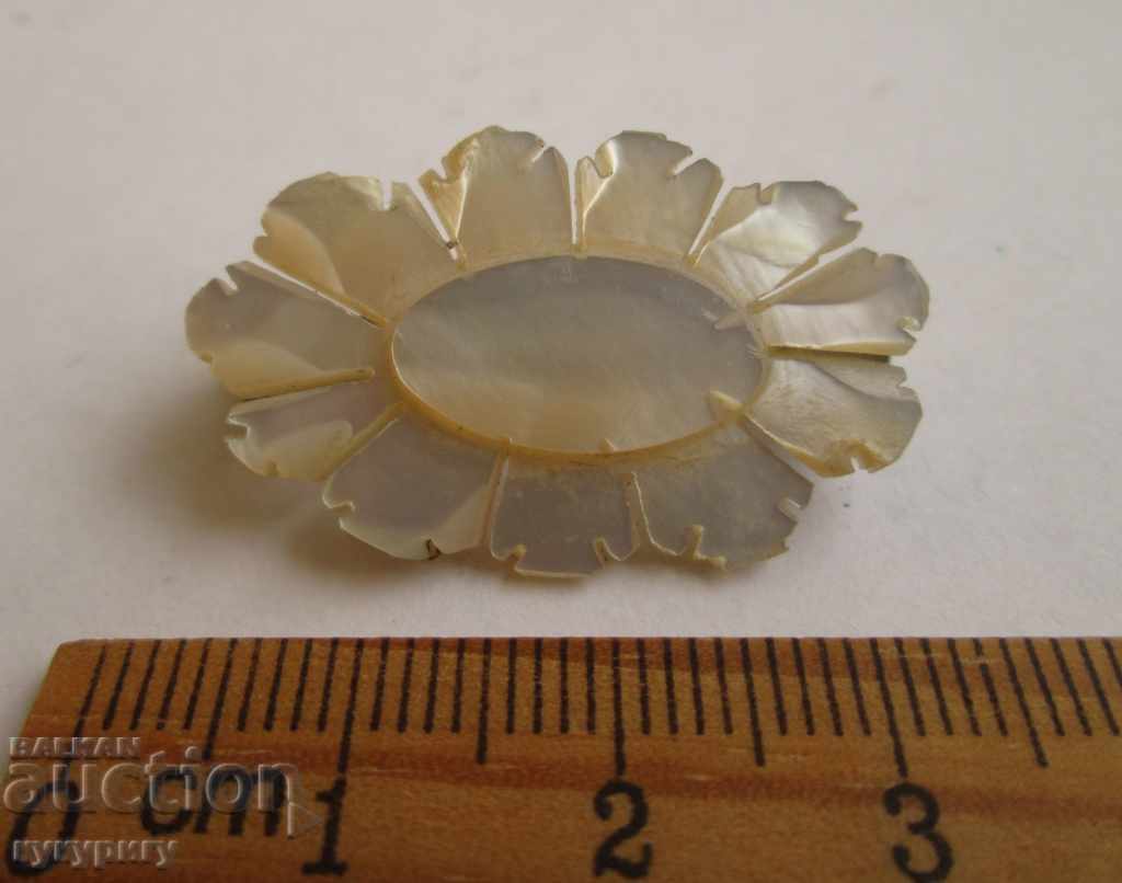 Delivery of Old women's mother-of-pearl brooch jewelry made of mother-of-pearl