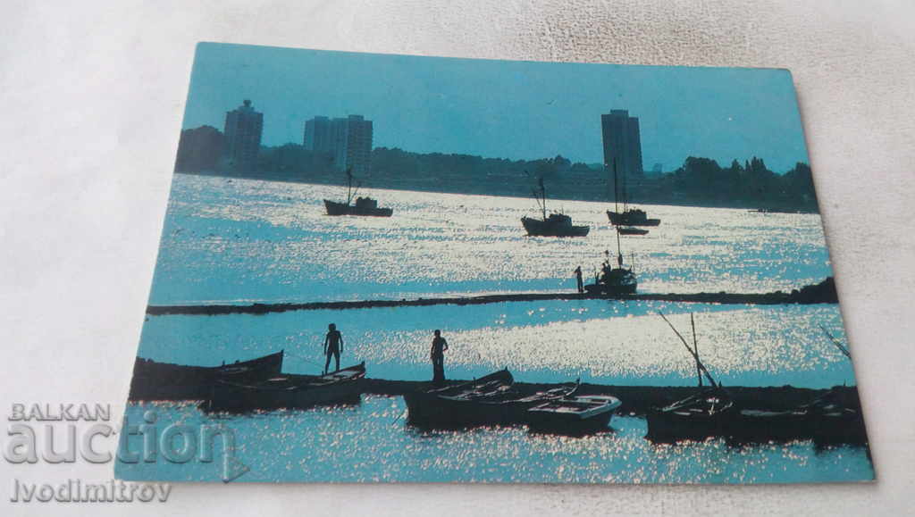 Пощенска картичка Несебър Пристанището 1980