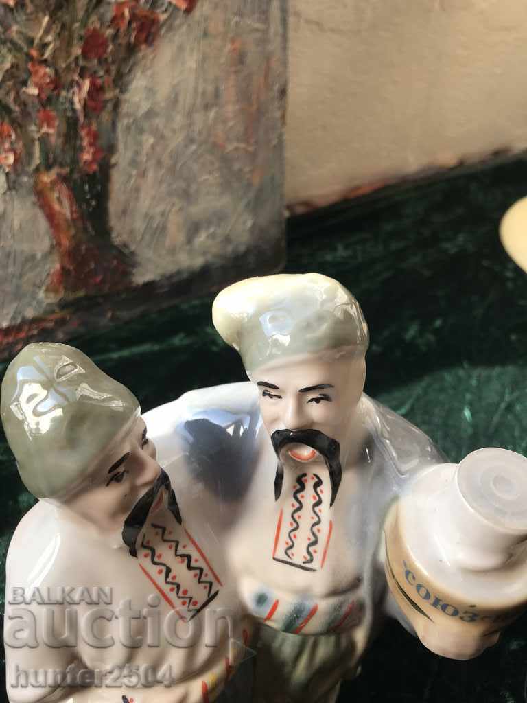 Auction Porcelain drinking bottle - USSR. Hand painted. Volume 1 l. Auction Porcelain drinking bottle - USSR. Hand painted. Volume 1 l.