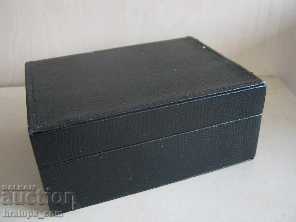 Auction Watch case Marco Valentino Collection Auction Watch case Marco Valentino Collection