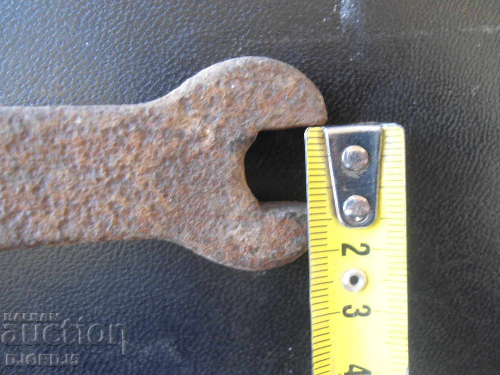 Παράδοση Παλαιό κλειδί από σφυρήλατο σίδερο, κάρο, άμαξα Παράδοση Παλαιό κλειδί από σφυρήλατο σίδερο, κάρο, άμαξα