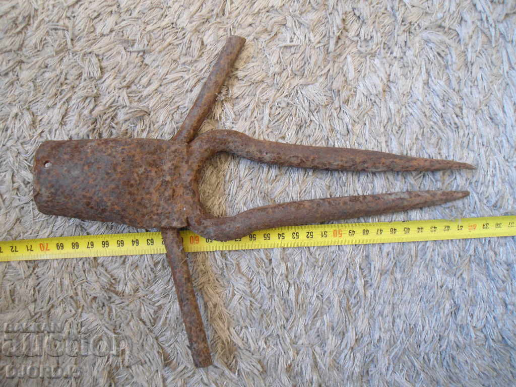 Delivery of Old agricultural tool Delivery of Old agricultural tool