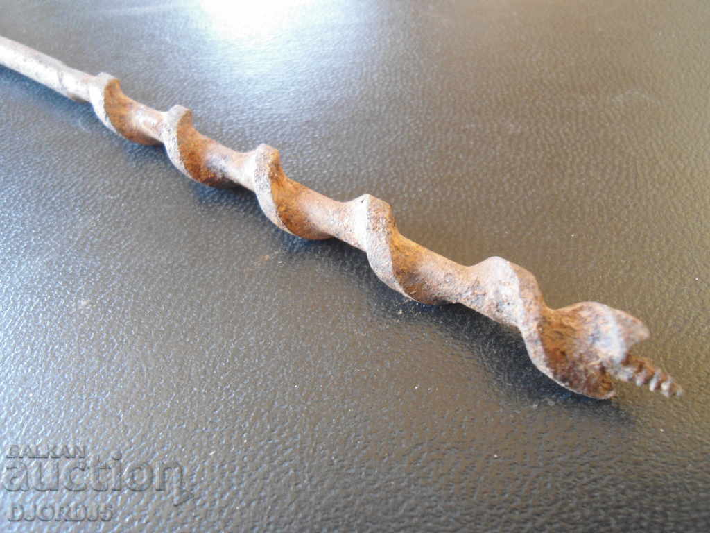 Auction Old drill, chipping Auction Old drill, chipping
