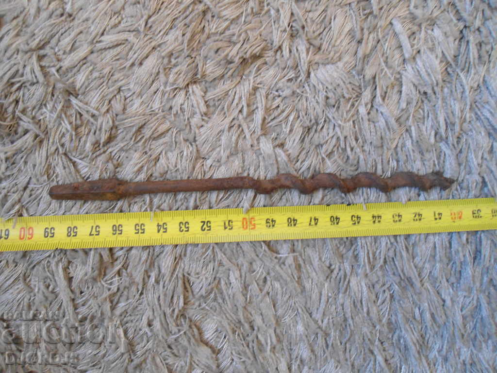 Old drill, chipping - 5 Old drill, chipping - 5