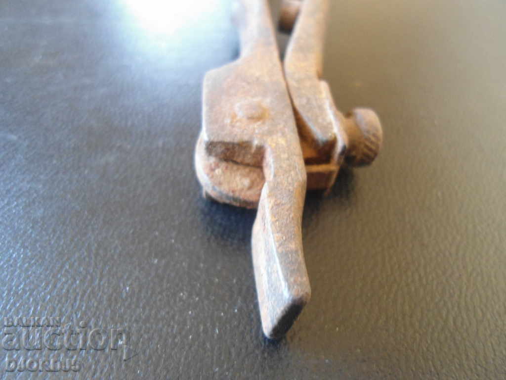 Delivery of Old tool, interior Delivery of Old tool, interior