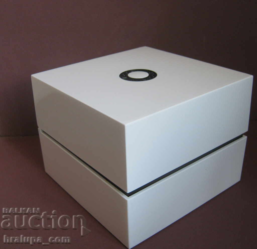 Auction Rochas Paris watch case Auction Rochas Paris watch case