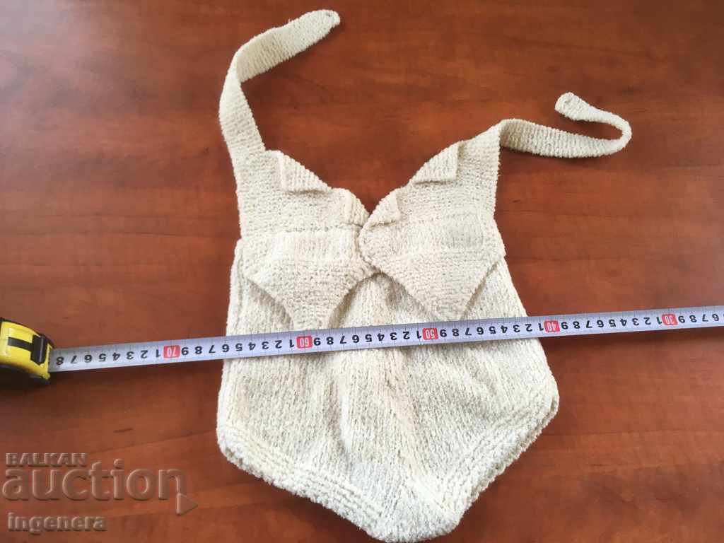 Livrarea PANTALONI TRICOTATI MANUAL PENTRU BEBE SAU PAPUSA NOU