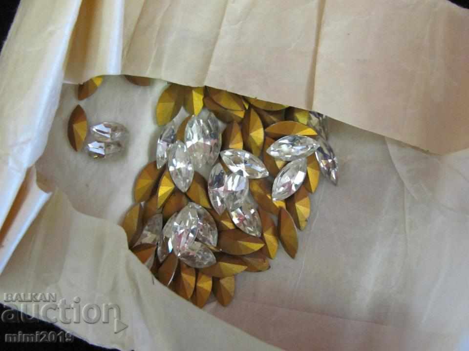 Delivery of Antique Vintage Polished Crystals for Jewelry Bohemia Delivery of Antique Vintage Polished Crystals for Jewelry Bohemia