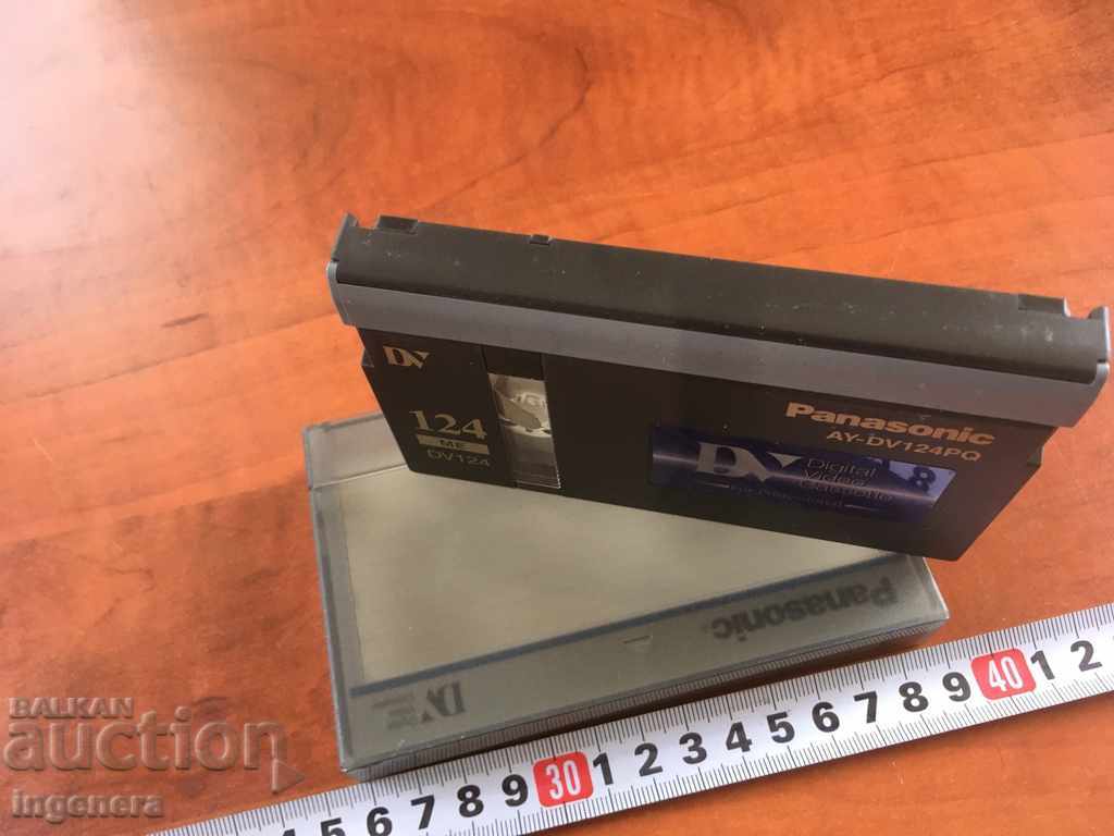 VIDEO CASSETTE CARTRIDGE - 5 VIDEO CASSETTE CARTRIDGE - 5