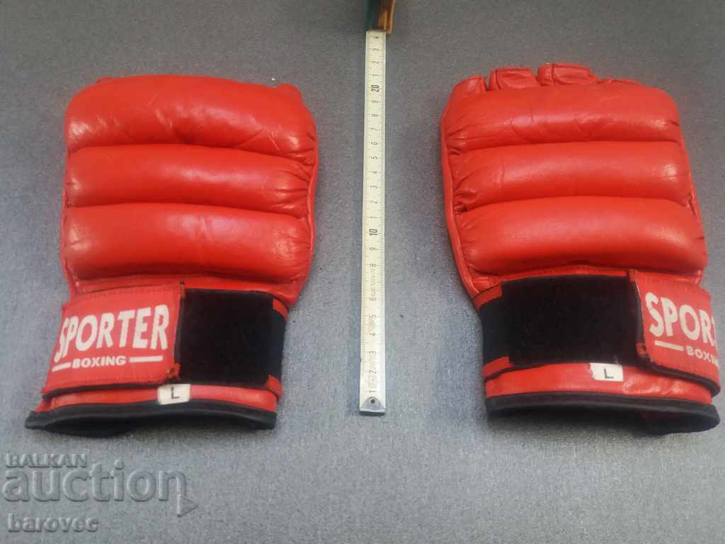 Mănuși de MMA
