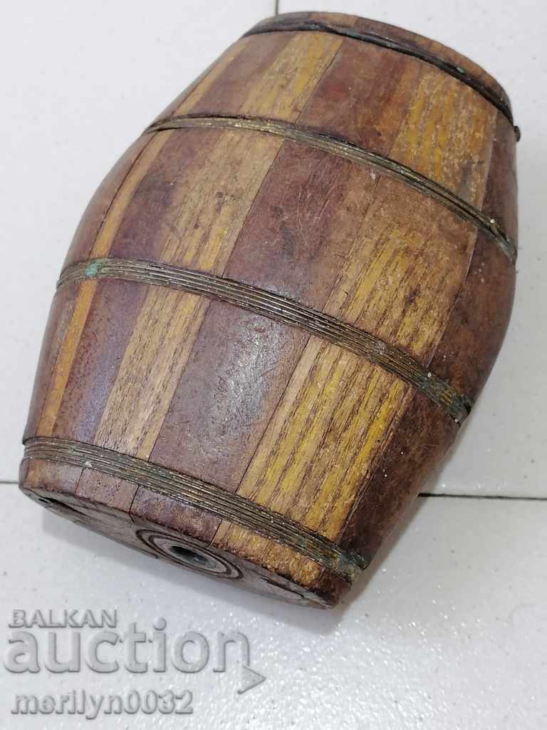 Old wood pawler wooden bucket brown bucket - 7