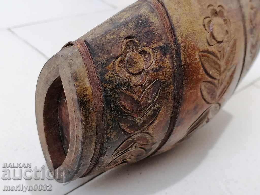 Old carved peacock made of wood wooden buckle barrel cup - 7 Old carved peacock made of wood wooden buckle barrel cup - 7