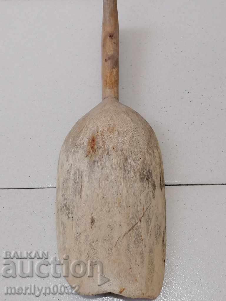 Old wooden shovel wooden shovel - 7 Old wooden shovel wooden shovel - 7