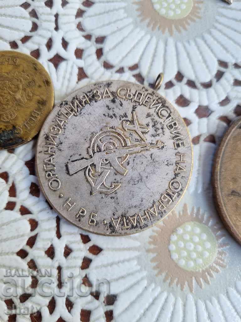 Lot packages and medal - 6 Lot packages and medal - 6