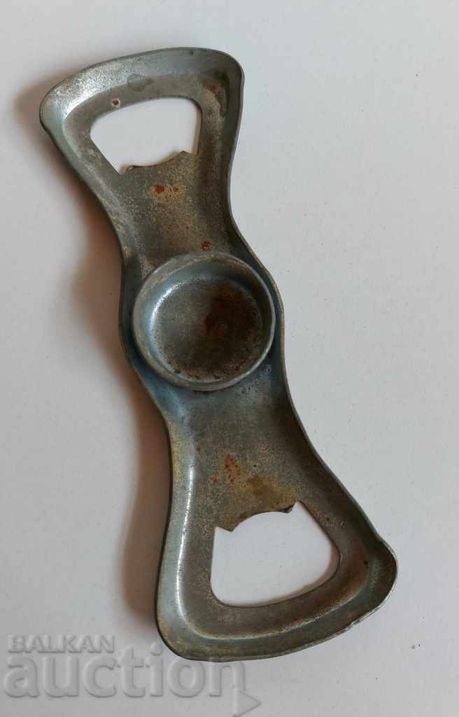 SOC METAL OPENER SOCA BOTTLE BOTTLE CLOSURE CAPS with price 9.00 BGN | € 4.60 SOC METAL OPENER SOCA BOTTLE BOTTLE CLOSURE CAPS with price 9.00 BGN | € 4.60