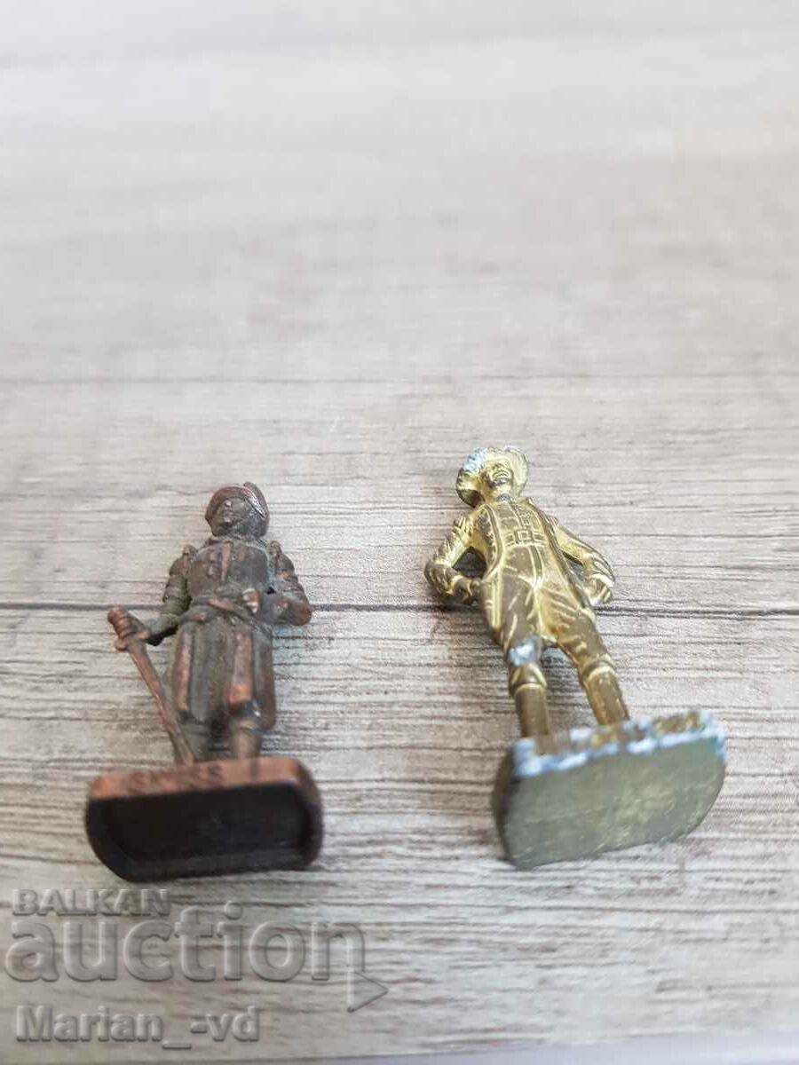 Two metal soldiers - 6 Two metal soldiers - 6