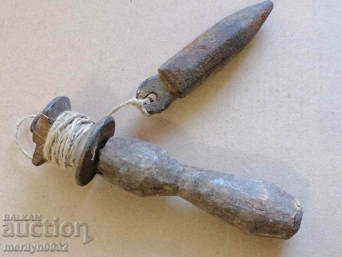 Old carpenter's plumb weight tool RARE - 5 Old carpenter's plumb weight tool RARE - 5