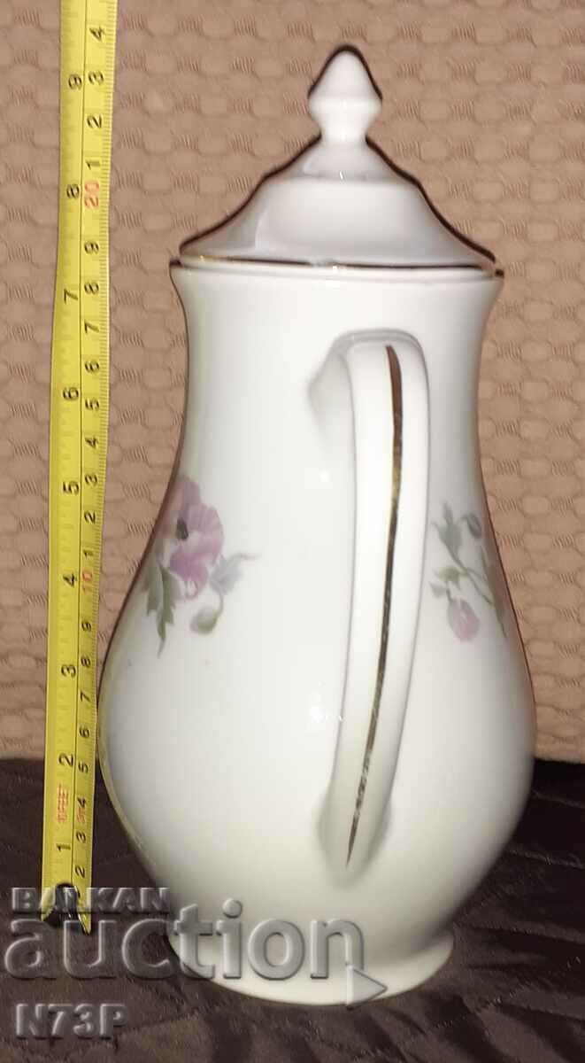 Delivery of OLD PORCELAIN KANTA. MADE IN SWEDEN. Delivery of OLD PORCELAIN KANTA. MADE IN SWEDEN.