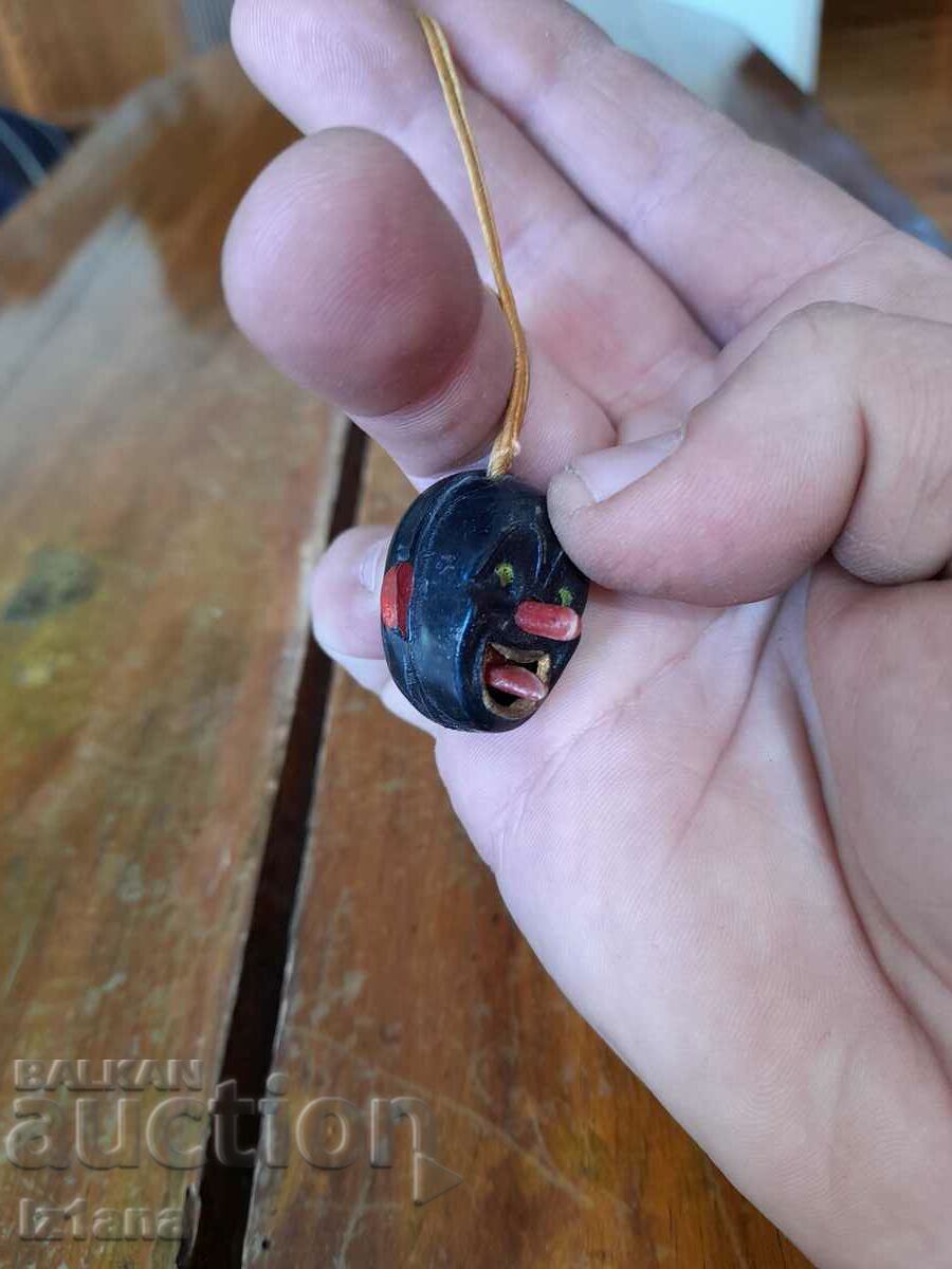 Old pendant, souvenir with price 8.00 BGN | € 4.09 Old pendant, souvenir with price 8.00 BGN | € 4.09