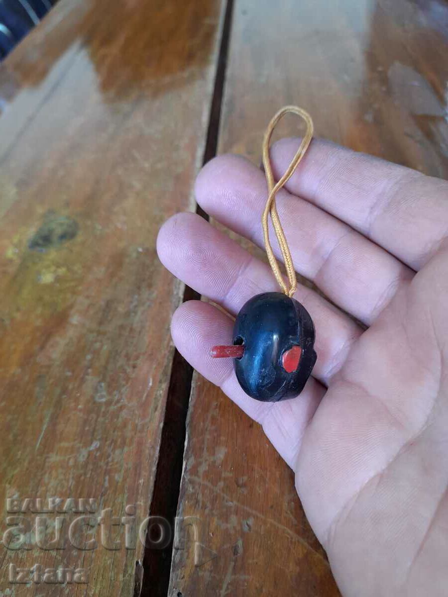 Auction Old pendant, souvenir Auction Old pendant, souvenir