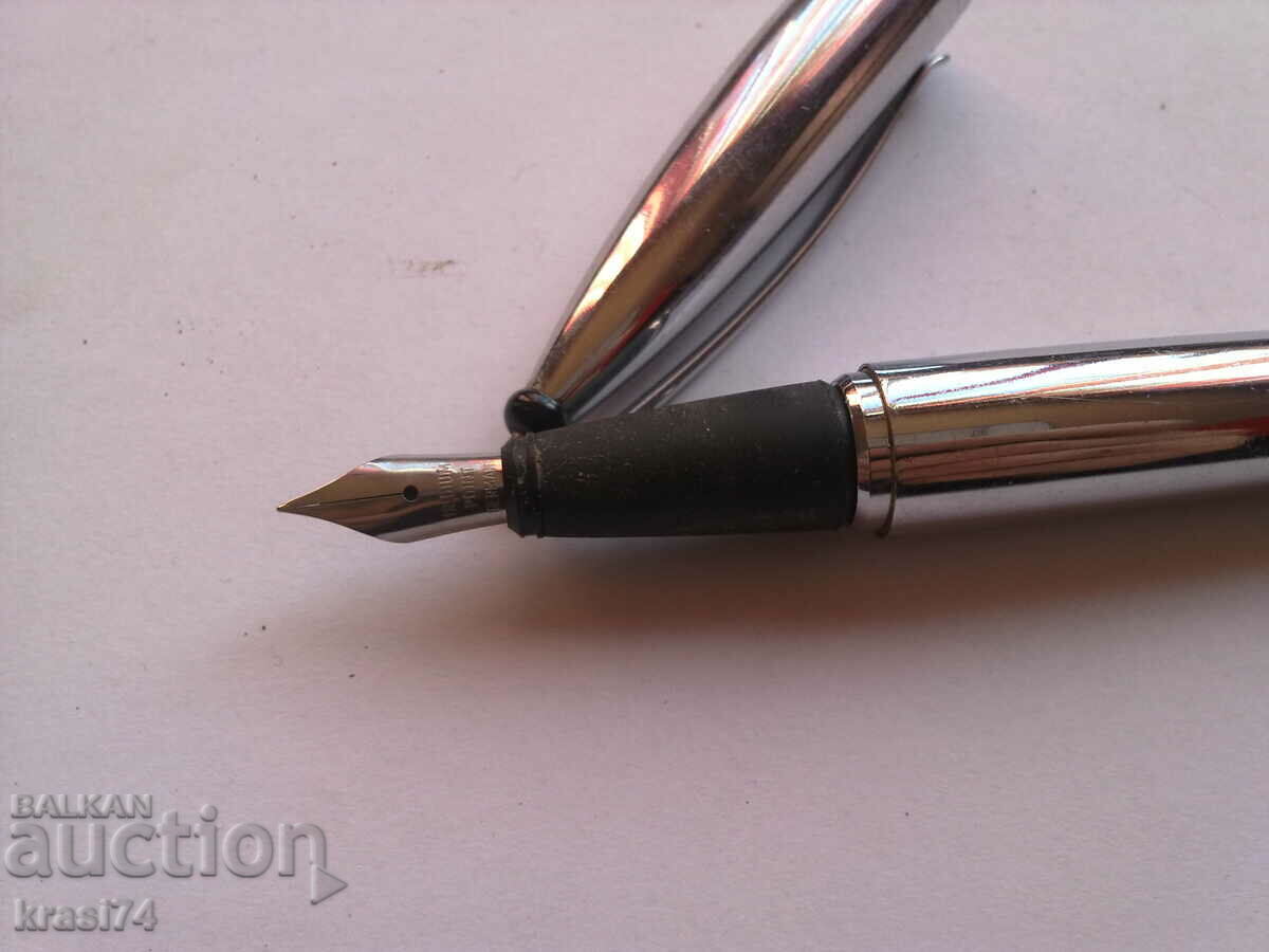 Pens with price 15.00 BGN | € 7.67 Pens with price 15.00 BGN | € 7.67