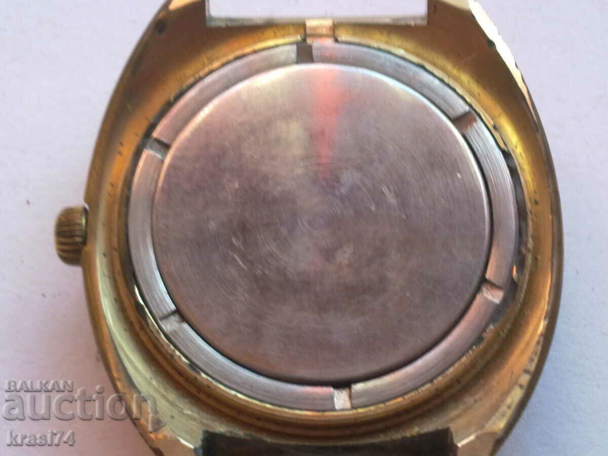 Gold plated watch with price 50.00 BGN | € 25.56 Gold plated watch with price 50.00 BGN | € 25.56