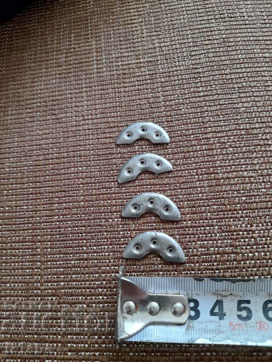 Nalche veche, nalche pentru pantofi cu preț 22.00 BGN | € 11.25 Nalche veche, nalche pentru pantofi cu preț 22.00 BGN | € 11.25