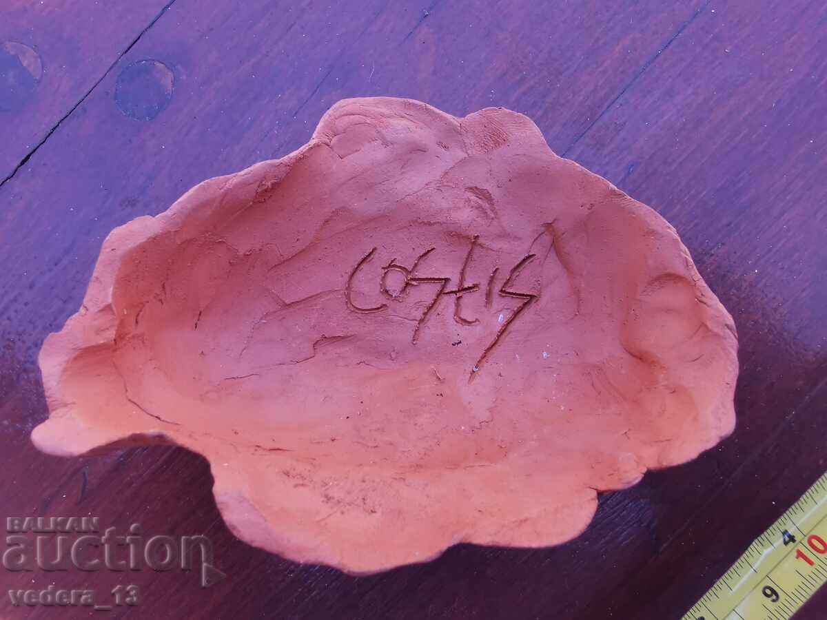 Auction ceramics Auction ceramics